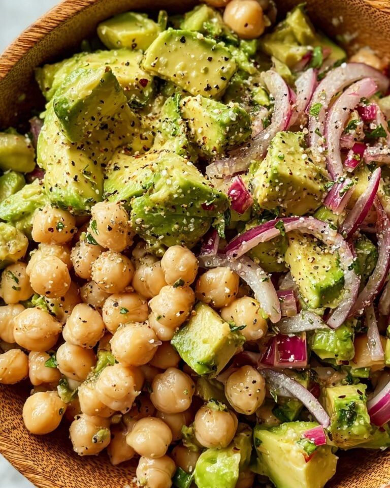 Creamy Avocado Chickpea Salad with Fresh Veggies Recipe