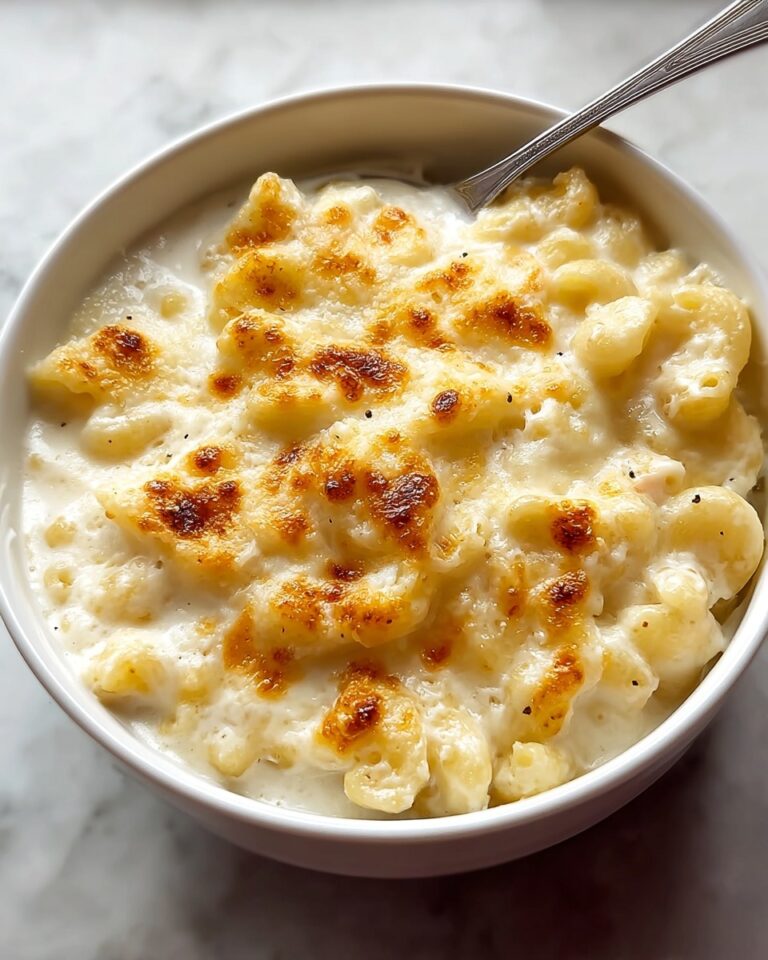 Creamy Classic Mac and Cheese Recipe