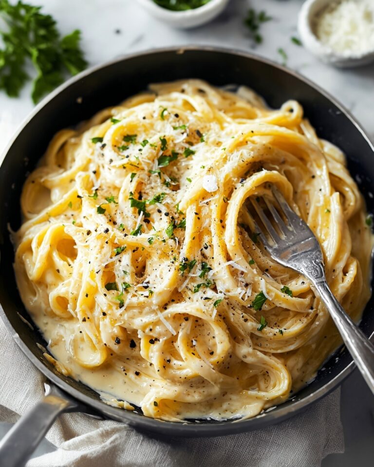 Easy Creamy Pumpkin Alfredo Pasta Recipe