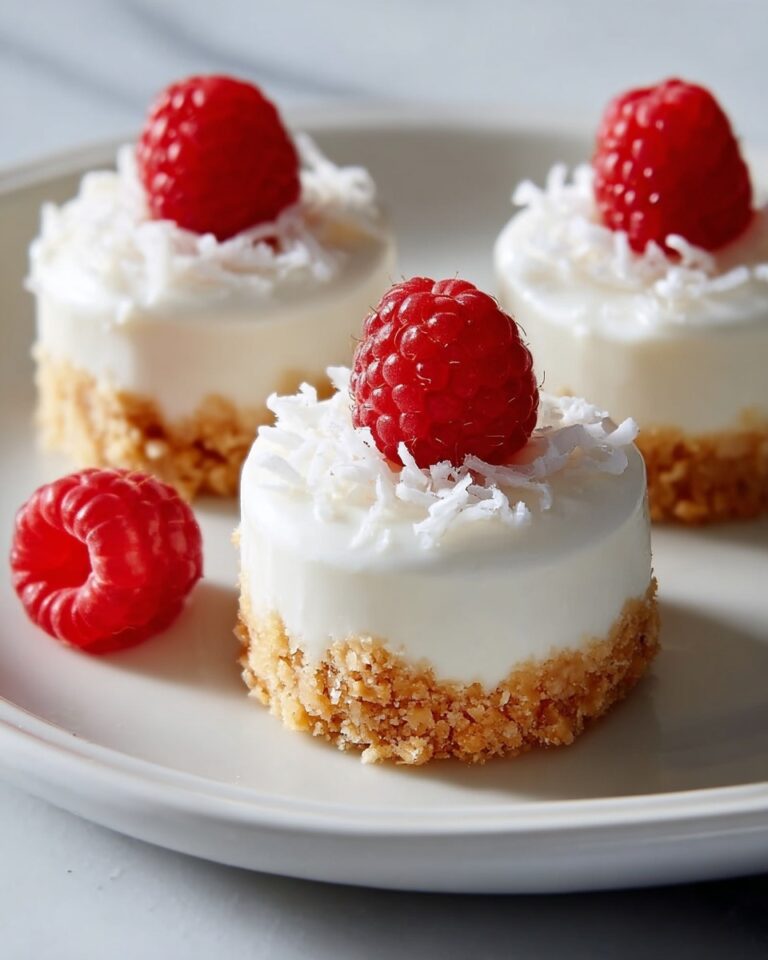 No-Bake Mini Cheesecakes with Berries and Chocolate Shavings Recipe