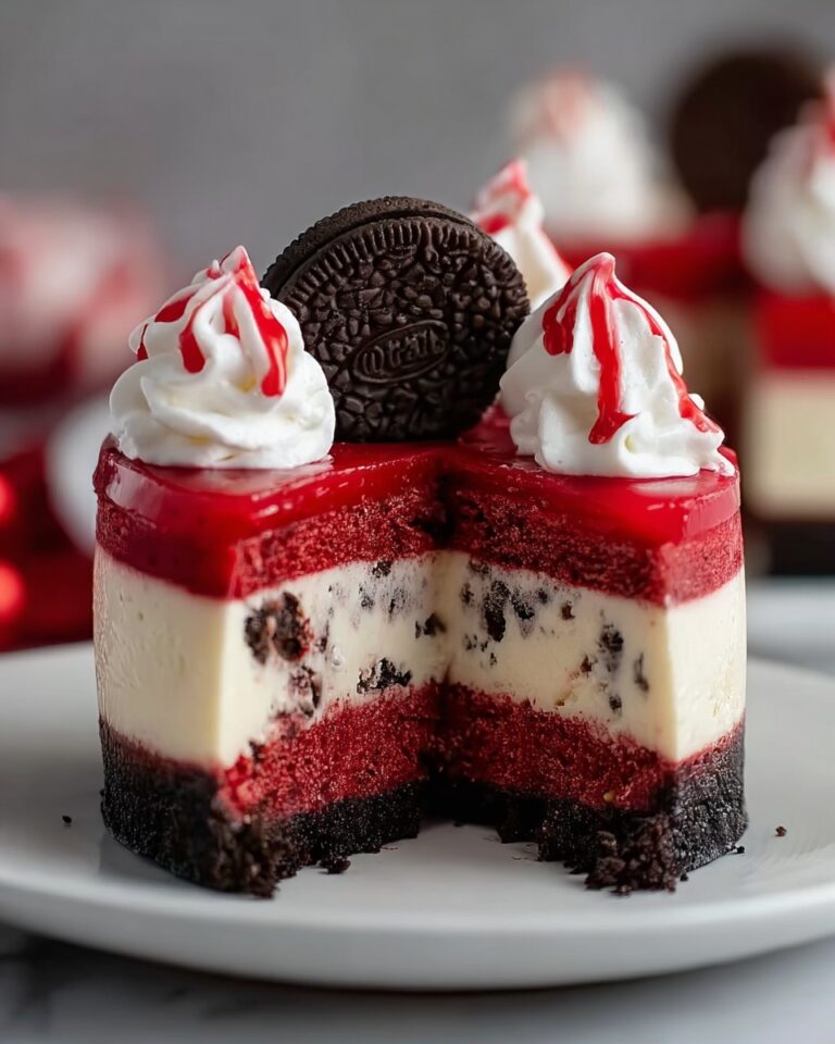 Christmas Red Velvet Cheesecake – A Festive and Delicious Holiday Dessert Recipe