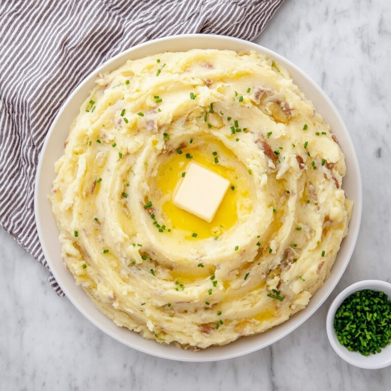 Roasted Garlic Mashed Potatoes with Thyme and Chives Recipe