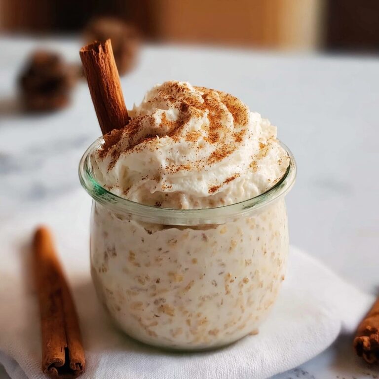 Easy Cinnamon Roll Overnight Oats Recipe