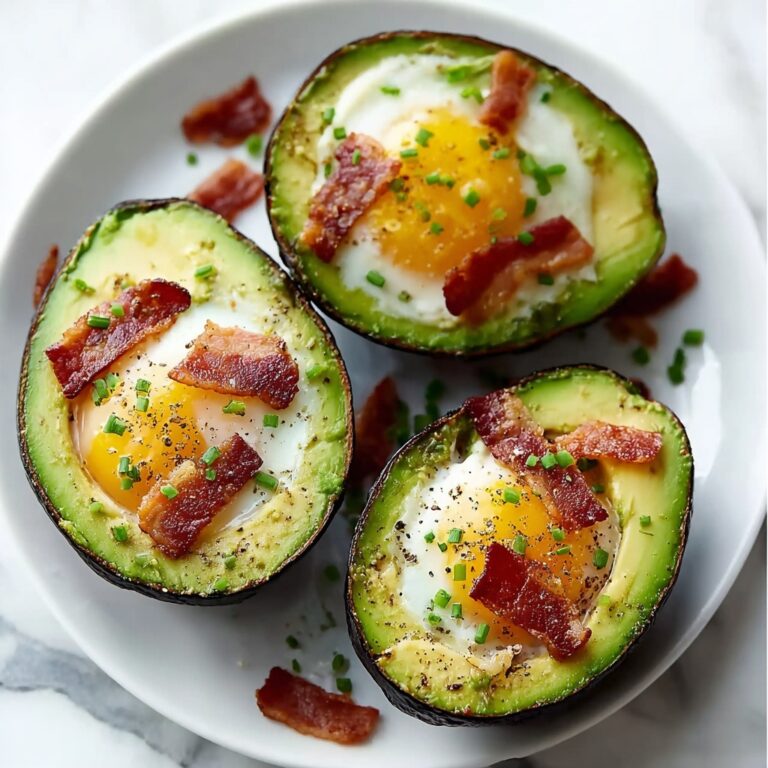 Baked Avocado Eggs with Crispy Bacon Recipe