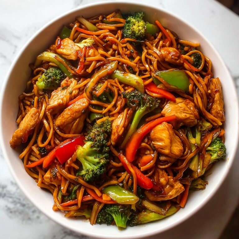 Garlic Chicken Lo Mein: 5 Reasons to Love this Delightful Dish Recipe